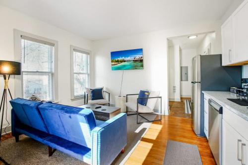 Victorian Cleveland Clinic With Queen Bed, Sleeps 3, Cleveland