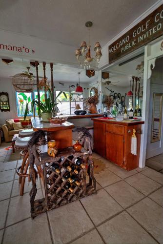 Hale Kawehi Guesthouse