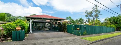 Hale Kawehi Guesthouse