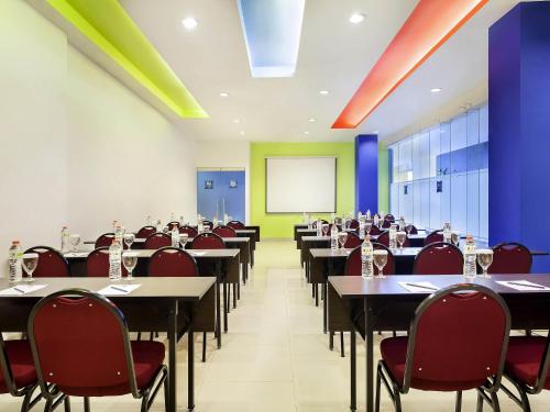 Facilities, Ibis Budget Jakarta Cikini in Menteng