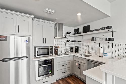 Majestic Beach Resort by Schulstadt Rentals - image 21