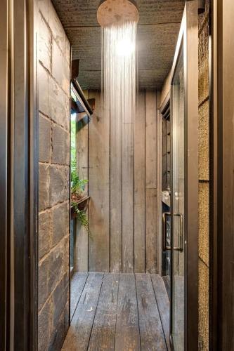 Treetop Hideaways: Wood Lily Treehouse in Chattanooga in Chattanooga, USA