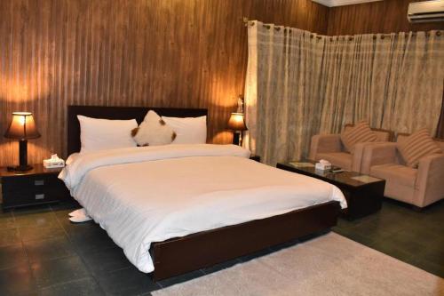 Izhaan Lodge - image 7