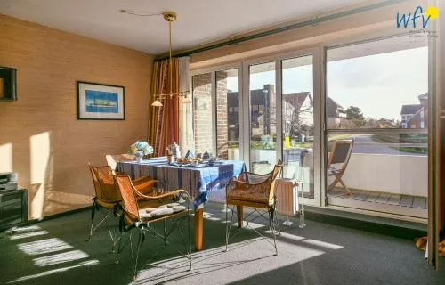Haus Fritz-Reuter-Straße 5 Ferienwohnung Herbst in Langeoog, Deutschland