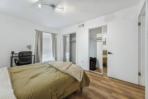 Dallas Cozy Hideway - image 3
