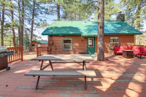 Cozy Cabin + Casita | Pinetop Forest Retreat – khách sạn tại Buck Springs