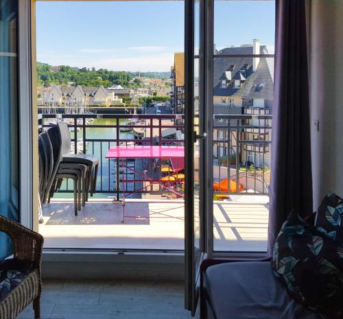 Golfe Juan charmant appartement garage proche mer