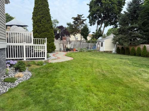 2 bedroom Apt in long branch in 朗布蘭治