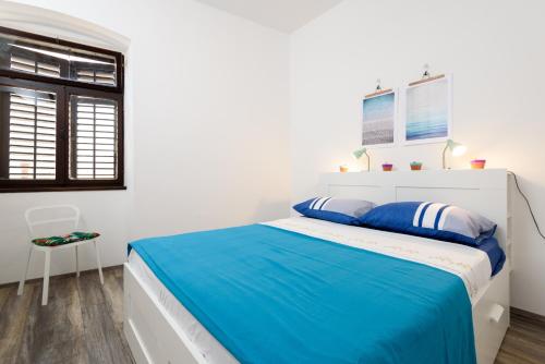  Stone House by the Sea in Trogir