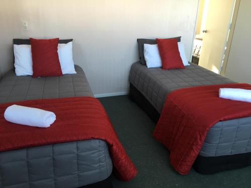 Deluxe Two-Bedroom Apartment