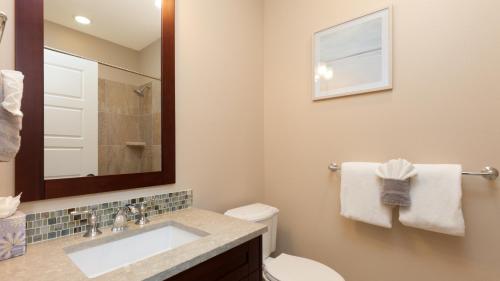 ❤PiH❤ DOLPHIN HALE Beach ClubWalk to PoolsBikes Beach GearFull 3 Bath - image 12
