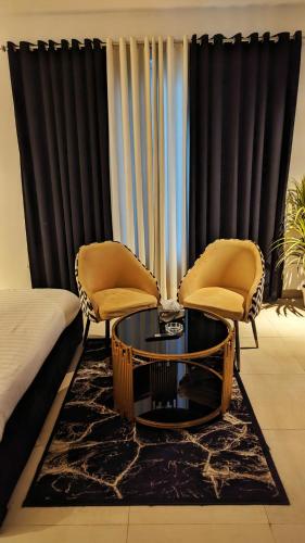 Penta Square Phase 5 DHA - Luxury Studio Suite - image 9