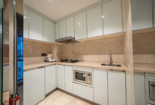 Shenzhen Binhe Impression Hotel Apartments near 頌富 Chung Fu