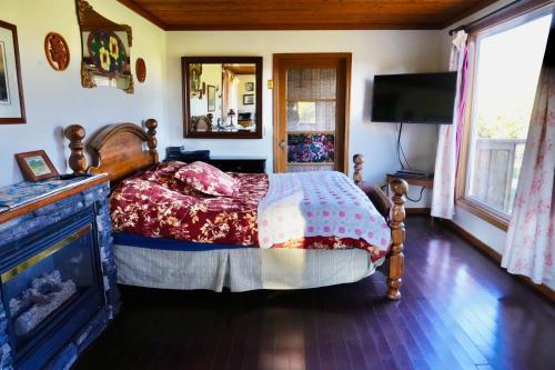 Harrison Hammond House Farmstay in Harrison Mills, Canada