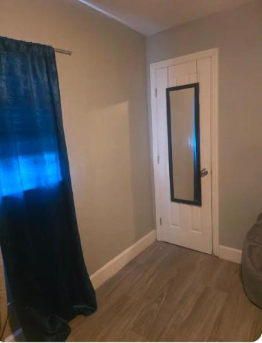 Spacious 4BR Home Work Friendly near Fort Lauderdale Airport – khách sạn tại Đồi Lauder
