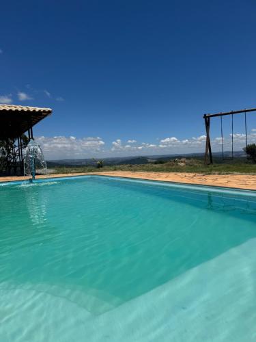 Sítio com piscina em bh mirante do Sol – khách sạn tại Santa Luzia