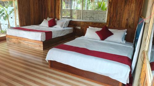 Sky Eco Resort – khách sạn tại Dhoapalong