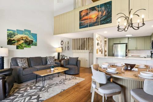 Peaceful 2BR retreat with pools & hot tubs in Waikoloa (HI)