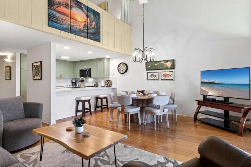 Peaceful 2BR retreat with pools & hot tubs in Waikoloa (HI)