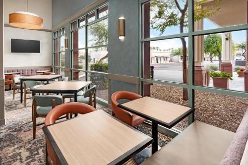 Hyatt Place Scottsdale/Old Town - image 22