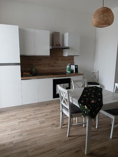 APPARTAMENTO JLENIA in Cisterna Di Latina