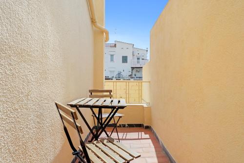 شرفة/ تراس, Hauzify I Xaloc Boutique Hostal in Pineda de Mar