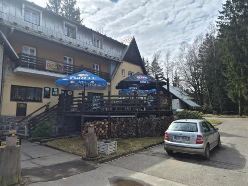 ทัศนียภาพภายนอกโรงแรม, Hotel Gaudeamus in สวรัตกา