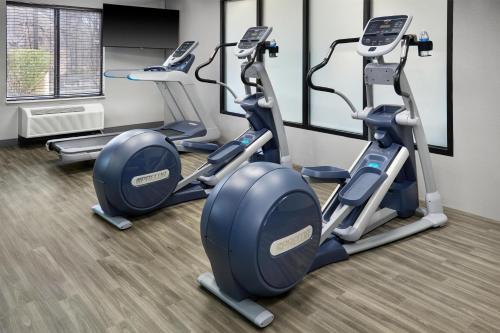 Hampton Inn and Suites Parsippany/North - image 24