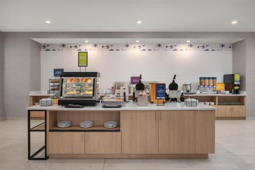Hampton Inn by Hilton Richmond Chester - image 11