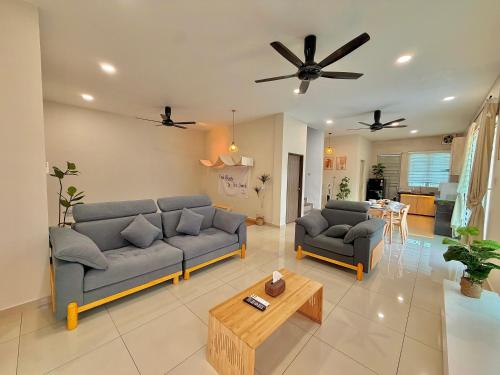 Exterior view of Taiping AeonFront Homestay - Private Pool
