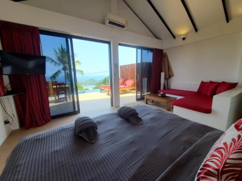 Karo Villas in Jansom Bay