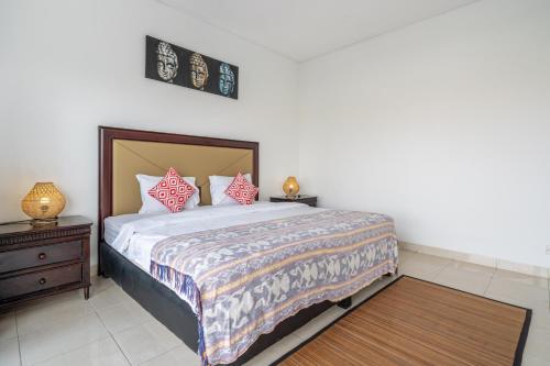 Sunbeji - Large Pool Villa with Terrace near the Beach, Bali