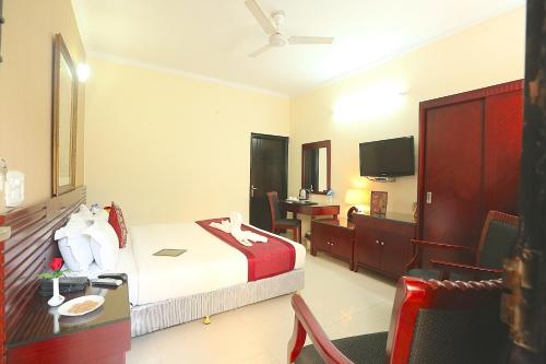 Hotel Kridha Residency - Opposite Prem Mandir Vrindavan