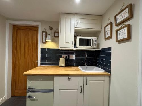 School House Annexe - private spacious apartment in 奧爾布賴頓