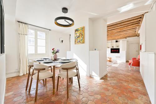 Hôtel des Invalides 3-Bedroom Apartment with Netflix - image 14