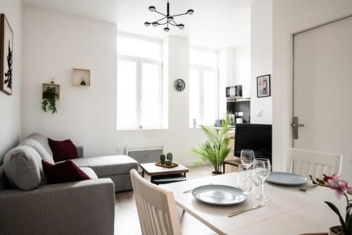 One-bedroom apartment - Lille Fives metro