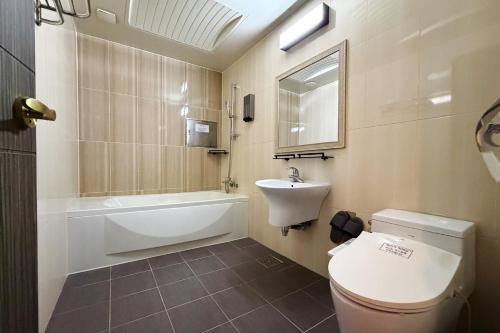 room detail thumbnail 2