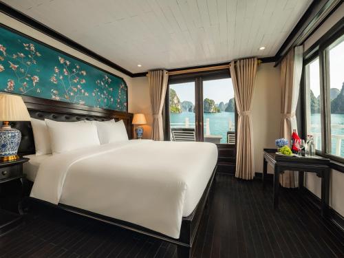 Cozy Bay Grand Cruise - image 3
