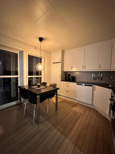 Heggøy rorbuer in Alveim