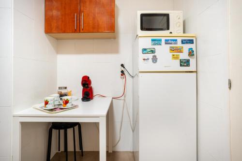 Habitaciones con baño compartido en bonito Apartamento en Badalona 5