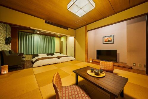 room detail thumbnail 0