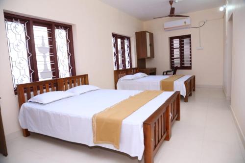 Travancore Tourist Home in Karimugal