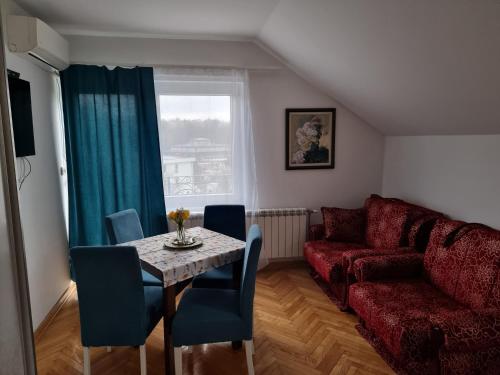 Suncani Breg Apartments Vrdnik in Vrdnik