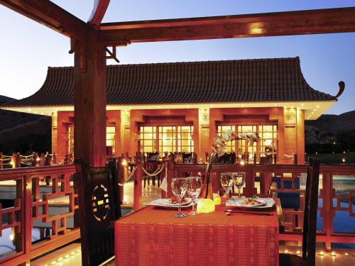 Restaurant, Movenpick Resort Taba in Taba