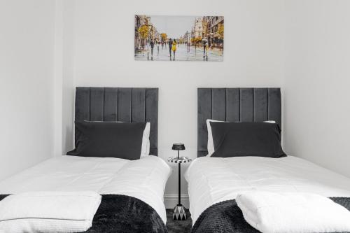 Comfortable 2BR Bolton Home Free Wi-Fi Sleeps 4 – khách sạn tại Deane