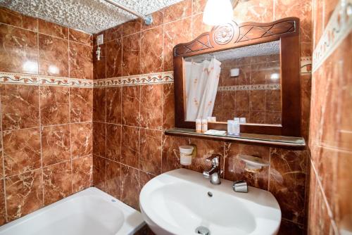 Hotel Porto Perissa - image 14
