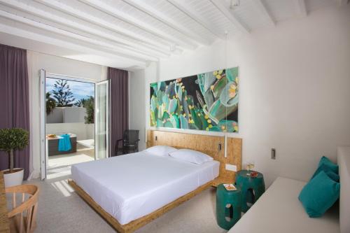 Mykonos Dove Beachfront Hotel - image 8