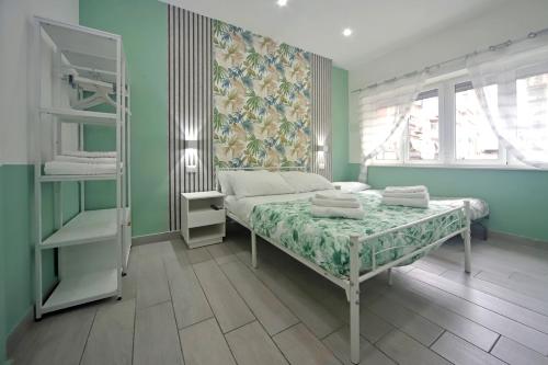 Dimora di Antonietta Room - near Train Station & Wi-Fi