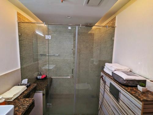 Goldcrest Mall and Residency - Classic One-Bed Suite - image 14