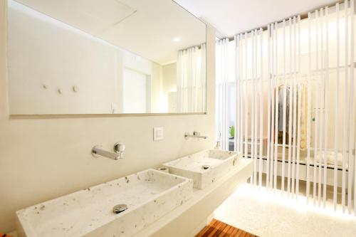 Relax Suite with Private Pool  image 7
